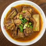 Rekomendasi Nasi Padang Surabaya yang Bikin Kantong Tipis tapi Lidah Puas: Cek 4 Tempat Ini!
