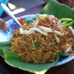 7 Tingkah Laku Pengunjung yang Kurang Berani Cicipi Masakan Lokal Saat Liburan, Menurut Ahli Psikologi